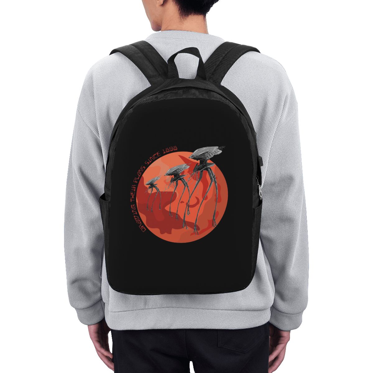 War Of The Worlds Drawing Thei - Travel Bags recension och pris